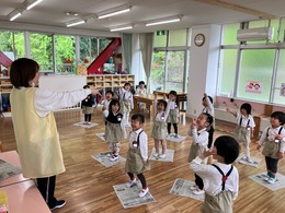 新聞じゃんけん「じゃんけんぽん！」