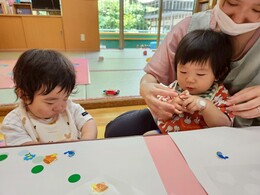 うまく貼れるかな？難しいな。