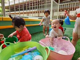 お水、バッシャーン♪