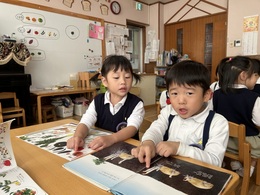 「見て！おいもからなんか出てる！」