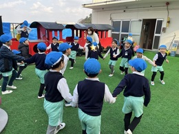 みんなで花いちもんめ♪たのしい〜！